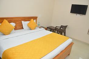 Hotel Hare Krishna Dham