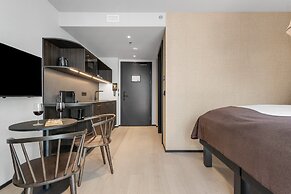 Strand Hotel Apartments