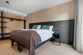 Strand Hotel Apartments