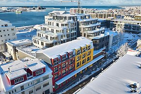 Strand Hotel Apartments