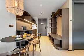 Strand Hotel Apartments