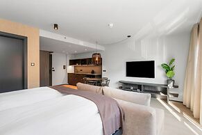 Strand Hotel Apartments
