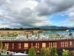 Haor Bilash Guest House