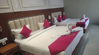 Hotel Tanishka INN