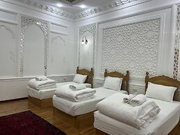 Hotel Poyi Kalon Terrace