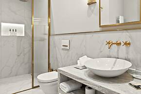 Arbor Hotel - Signature Collection