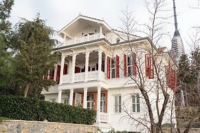 Arbor Hotel - Signature Collection