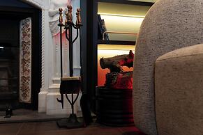 Arbor Hotel - Signature Collection