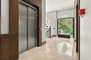 Arbor Hotel - Signature Collection