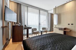 Arbor Hotel - Signature Collection