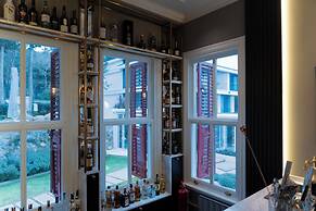 Arbor Hotel - Signature Collection