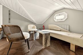 Arbor Hotel - Signature Collection