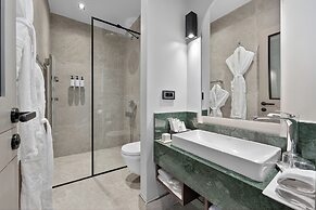 Arbor Hotel - Signature Collection