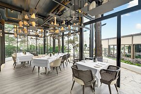 Arbor Hotel - Signature Collection