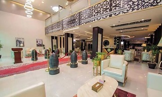 Golden Night Hotel