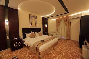 Golden Night Hotel