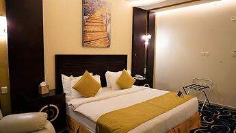 Golden Night Hotel