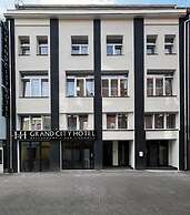 HI Grand City Hotel