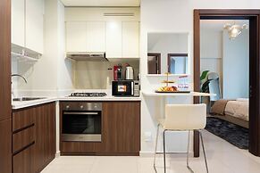 KeyRock - Chic 2BR Escape with Pool