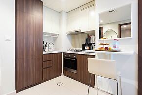 KeyRock - Chic 2BR Escape with Pool
