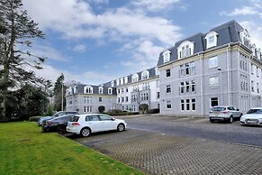 Spacious 3 Bed in Aberdeen s Westend
