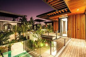 Coastal Charm: 4BR New Villa, Canggu Beach 200m
