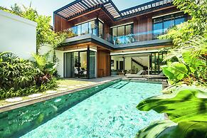 Coastal Charm: 4BR New Villa, Canggu Beach 200m