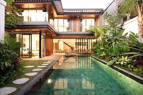 Coastal Charm: 4BR New Villa, Canggu Beach 200m