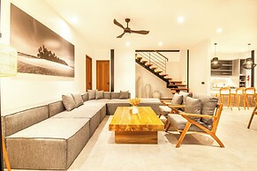 Coastal Charm: 4BR New Villa, Canggu Beach 200m