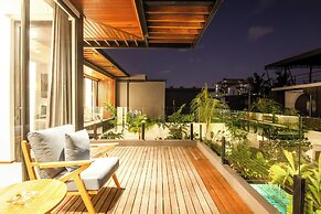 Coastal Charm: 4BR New Villa, Canggu Beach 200m