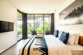 Coastal Charm: 4BR New Villa, Canggu Beach 200m