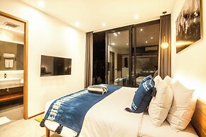 Coastal Charm: 4BR New Villa, Canggu Beach 200m