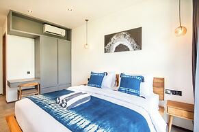 Coastal Charm: 4BR New Villa, Canggu Beach 200m