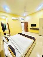 Hotel Medhya Grand Varanasi