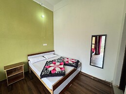 Hotel Rest and Bite