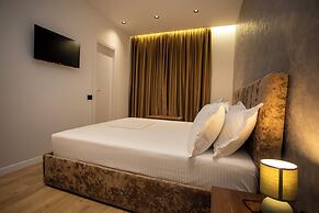 Villa Klaus Center Hotel