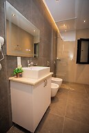 Villa Klaus Center Hotel