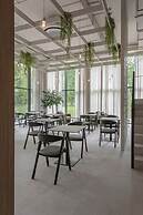 Lajos Hotel