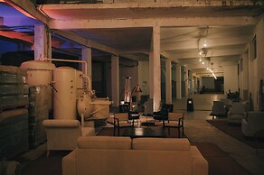 The Refinery Urban Suites