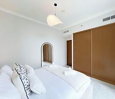 Luxury Beachfront Stay Palm Jumeirah