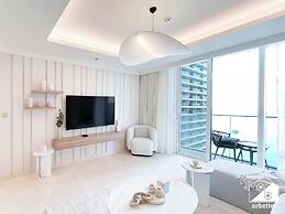 Luxury Beachfront Stay Palm Jumeirah