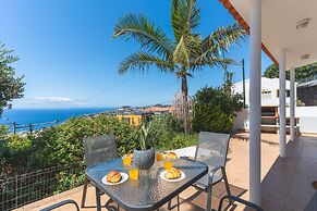Casa dos Vinhos by Atlantic Holiday