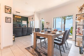 Casa dos Vinhos by Atlantic Holiday