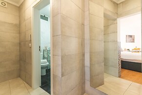 Casa dos Vinhos by Atlantic Holiday