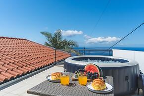 Casa dos Vinhos by Atlantic Holiday