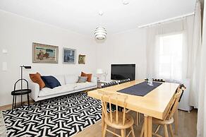 Stylish Nordic 2BR Apartment with Sauna