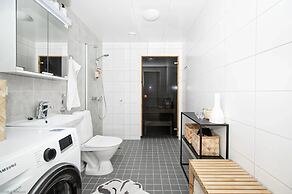 Stylish Nordic 2BR Apartment with Sauna