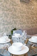 Mont Royal Suites