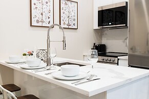 Mont Royal Suites