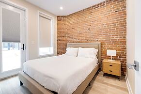 Mont Royal Suites
